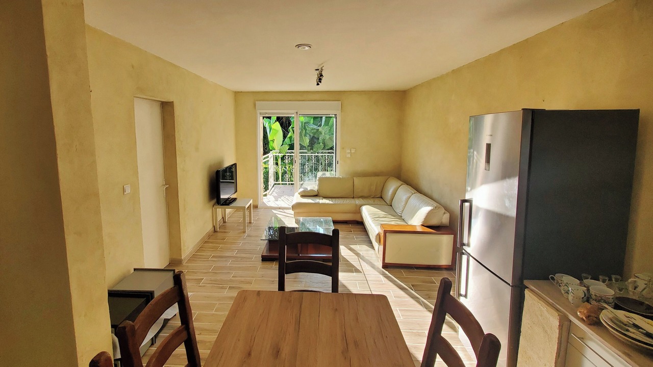 Photo of Livingroom in Lacropte