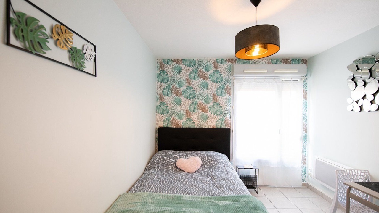 Photo of Bedroom in Charpennes - Charmettes