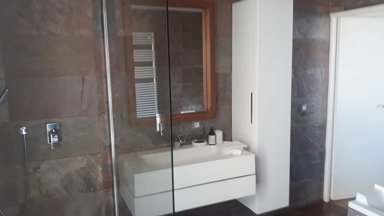 Photo of Bathroom in 7th Arrondissement