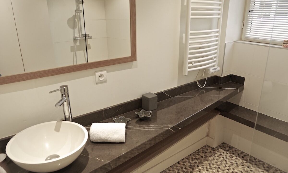 Photo of Bathroom in Saint-Michel