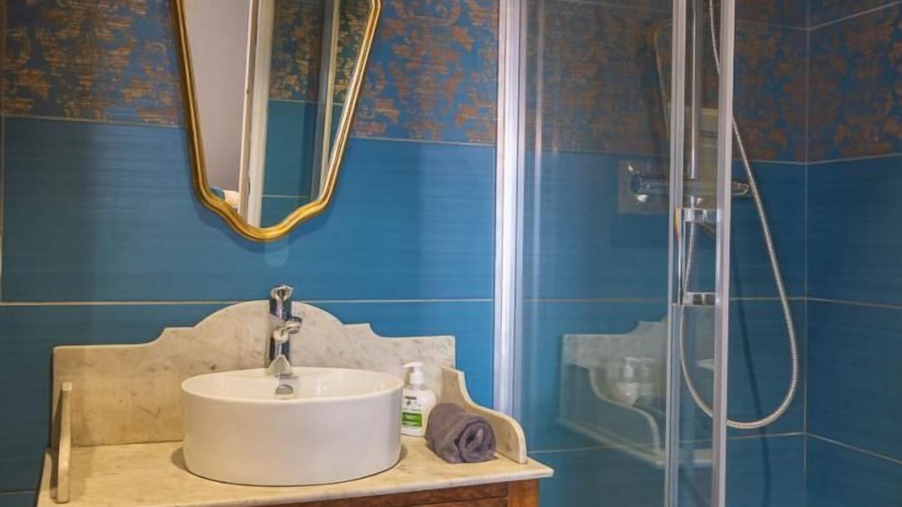 Photo of Bathroom in Albertville