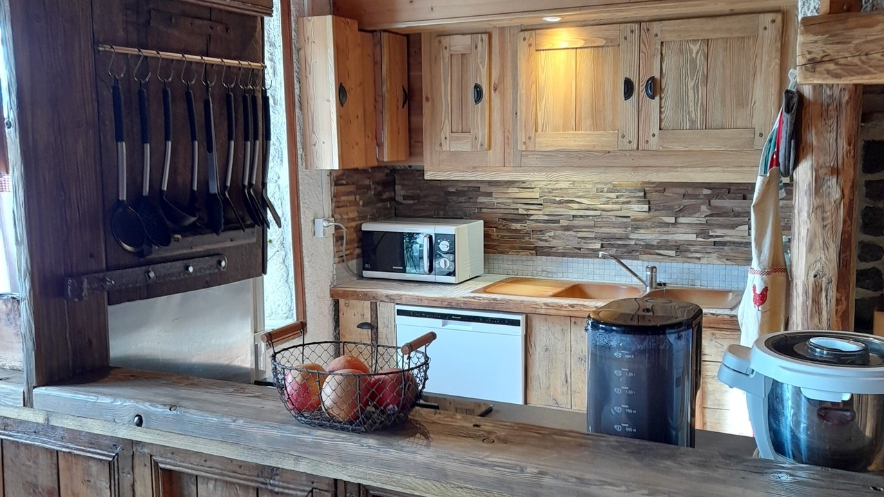 Photo of Kitchen in Saint-Donat