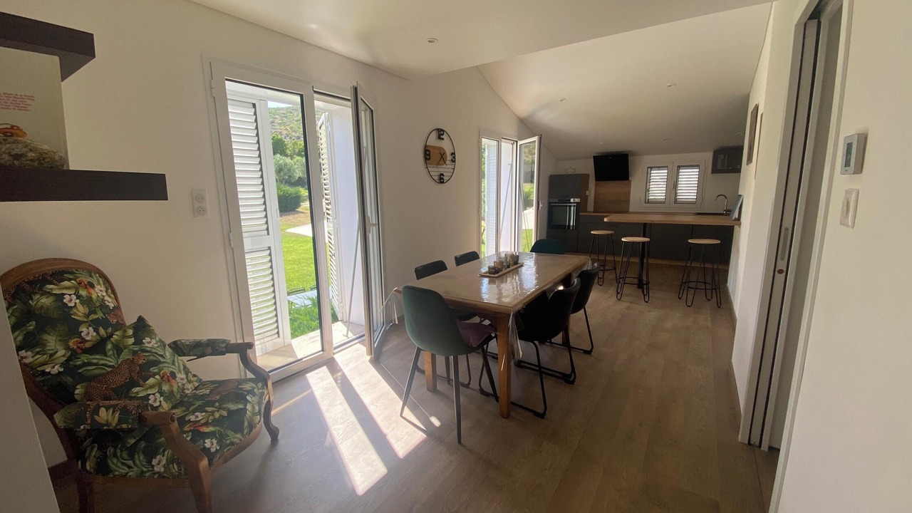 Photo of Livingroom in Santo-Pietro-di-Tenda