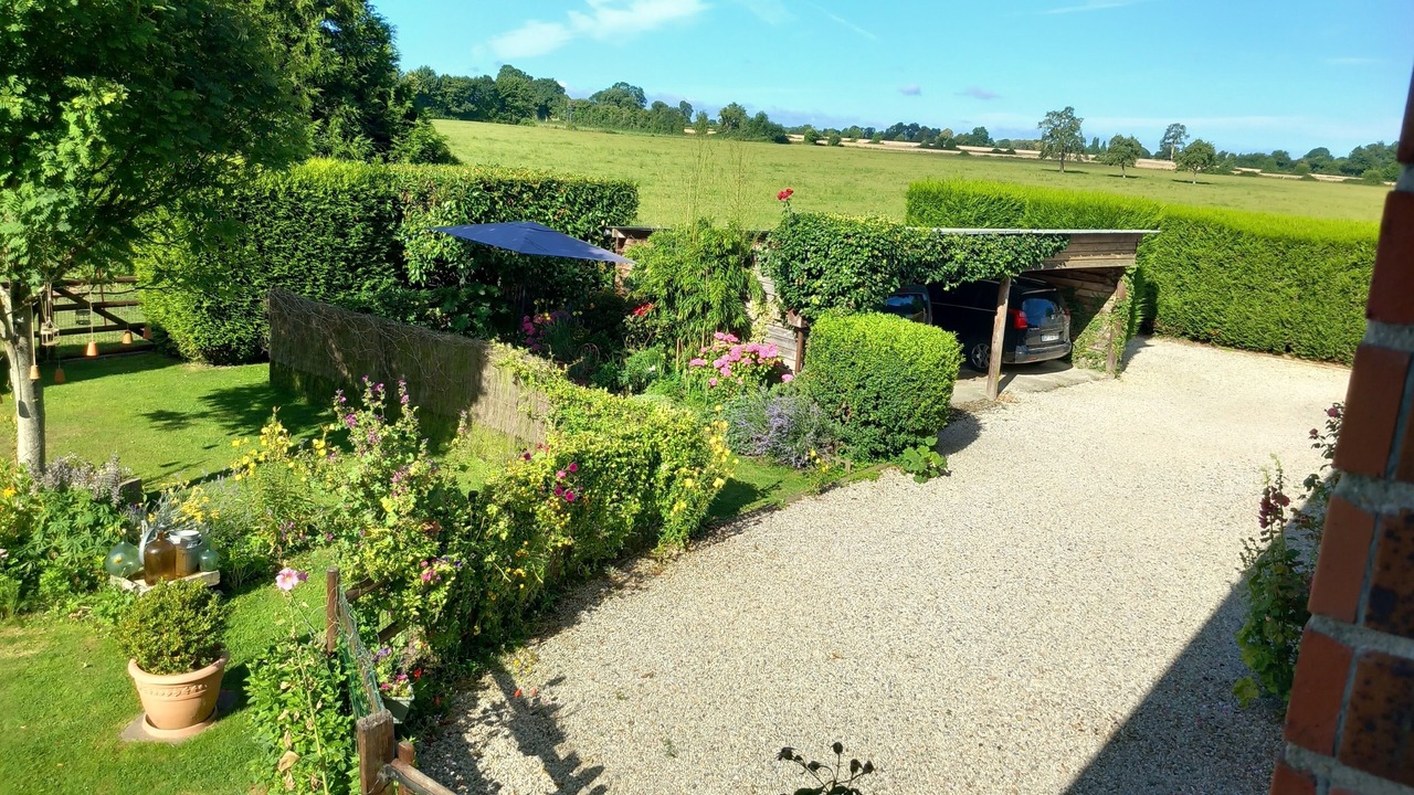 Photo of Outdoor in Quetteville