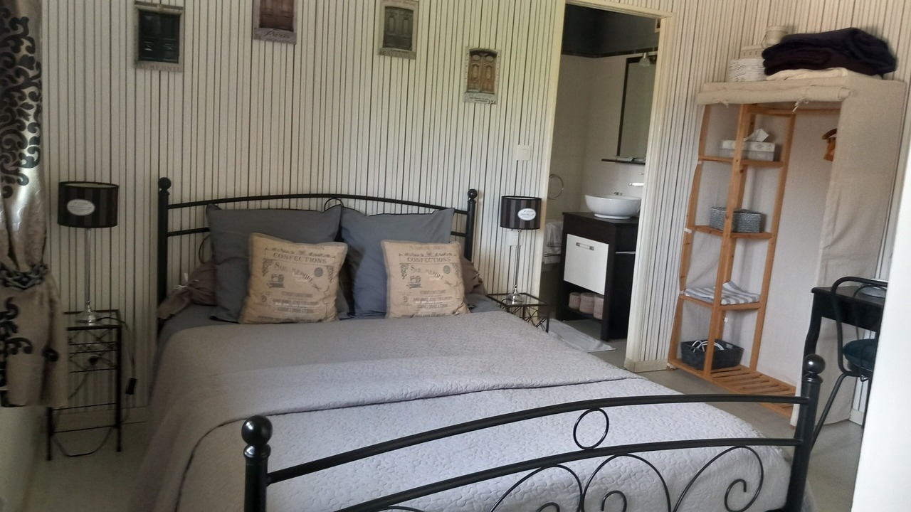 Photo of Bedroom in Quetteville