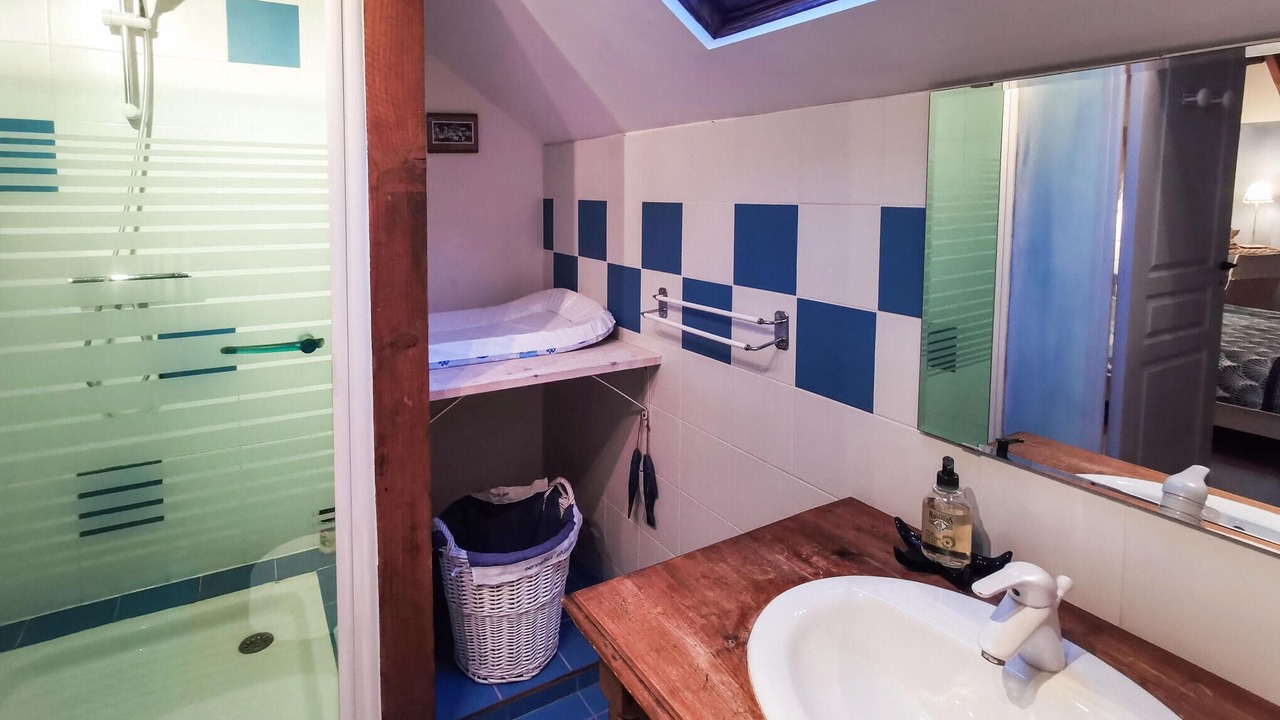 Photo of Bathroom in Marsac-sur-Don