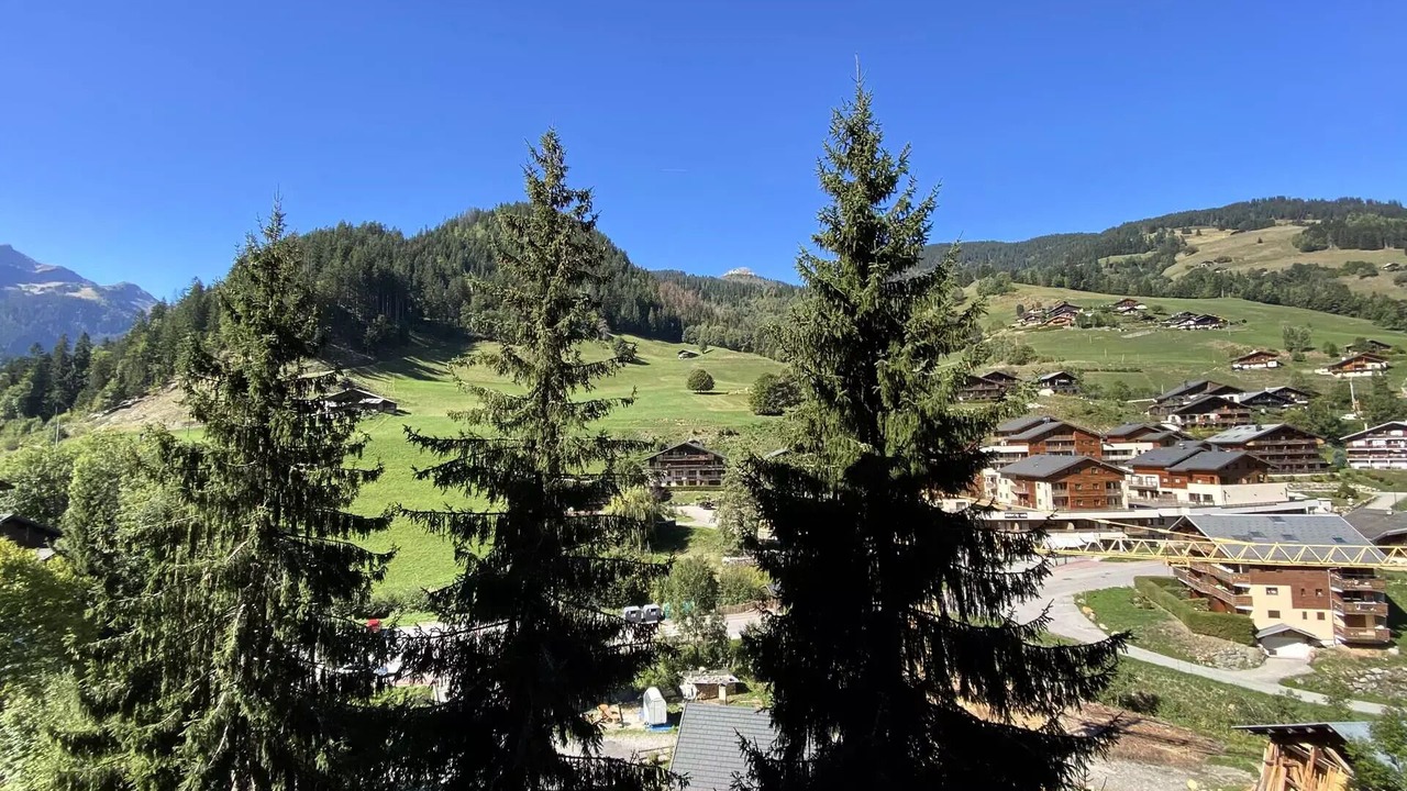 Photo of Others in Areches