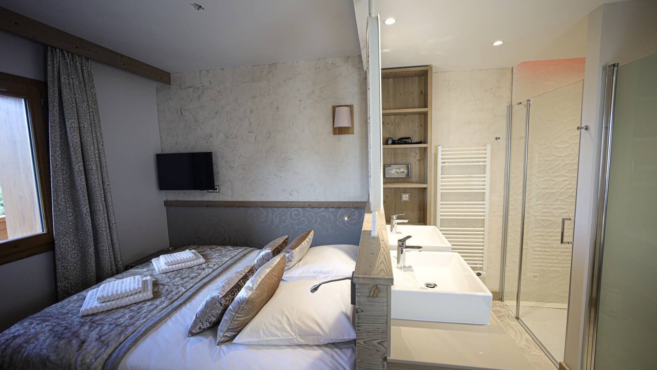 Photo of Bedroom in Meribel Centre