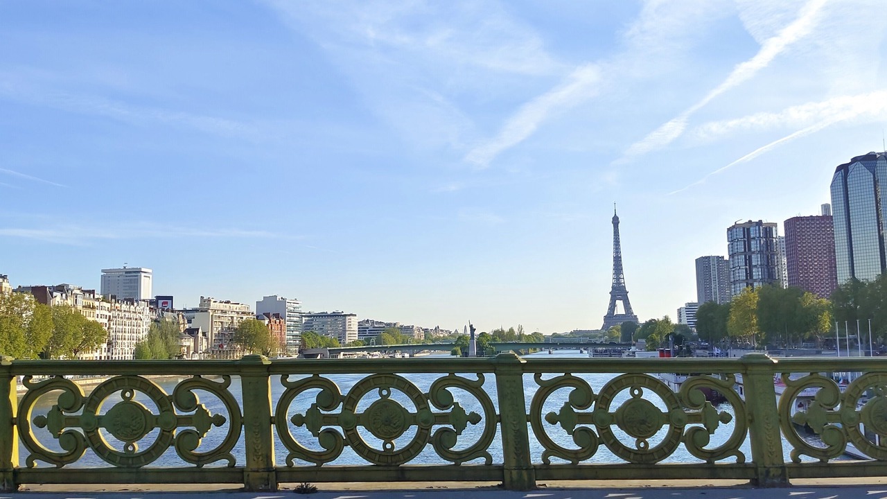 Photo of Others in Auteuil