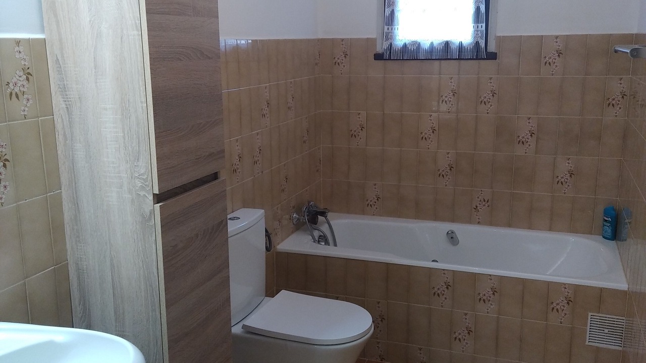 Photo of Bathroom in Monacia-d'Aullene