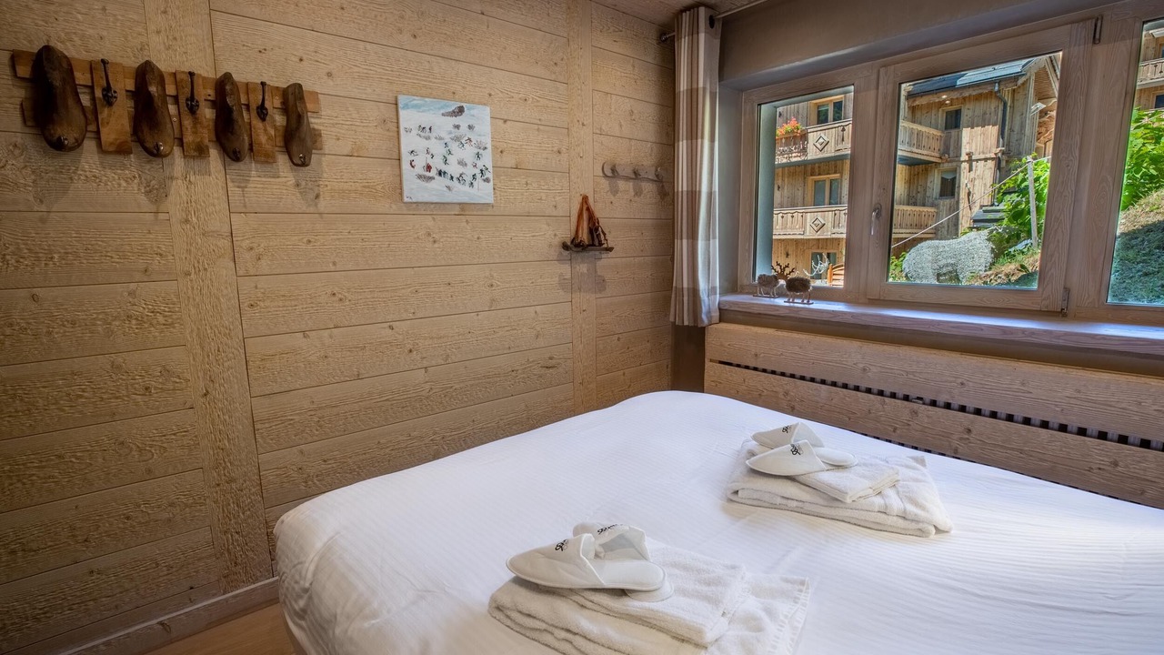 Photo of Bedroom in Meribel Centre