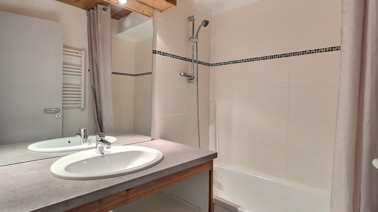 Photo of Bathroom in La Perriere