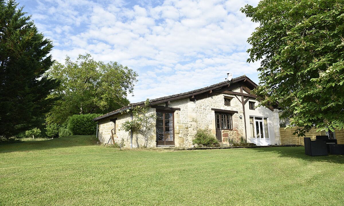 Photo of Outdoor in Saint-Colomb-de-Lauzun