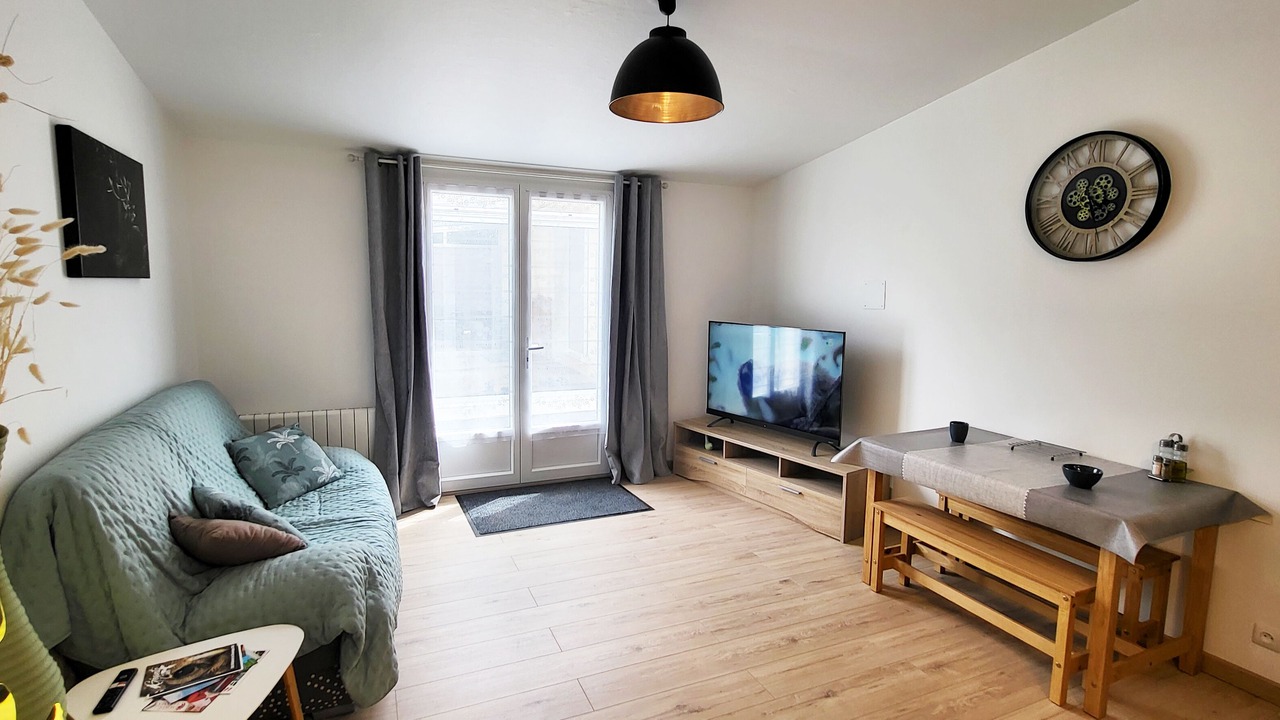 Photo of Livingroom in Lavoux