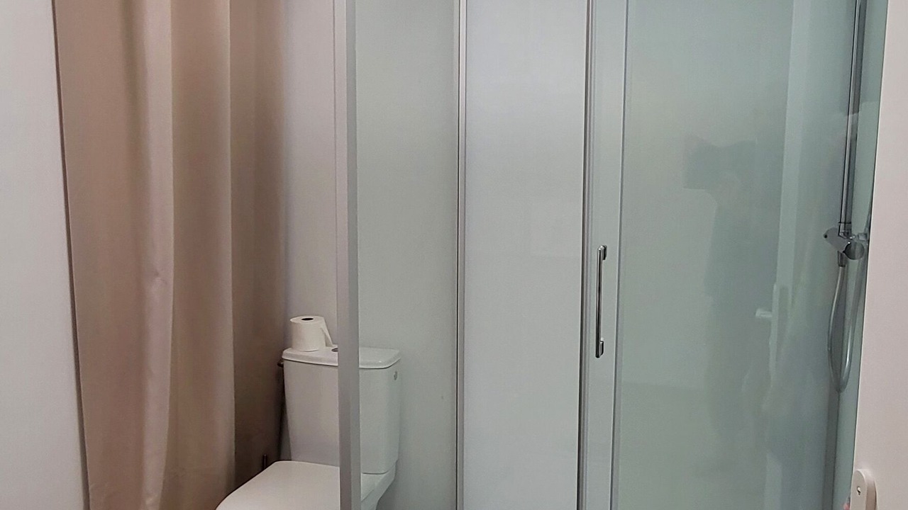 Photo of Bathroom in Lavoux