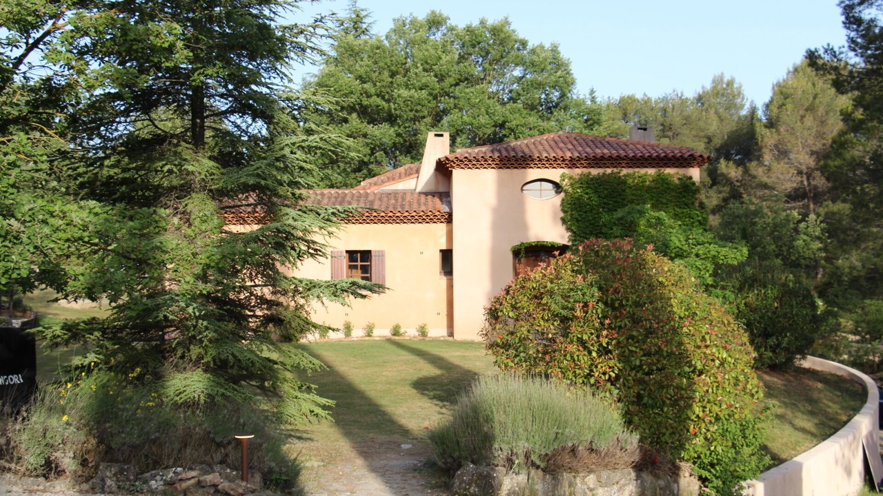 Photo of Outdoor in Peynier