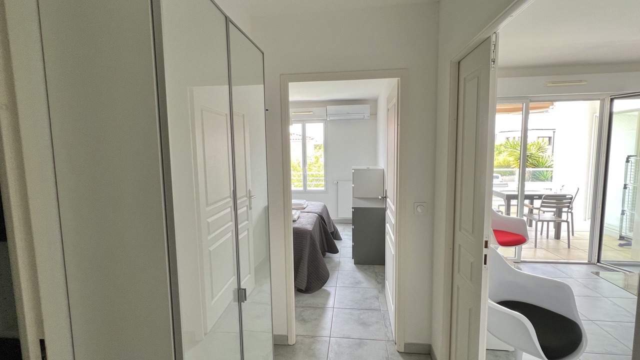 Photo of Bedroom in Carqueiranne