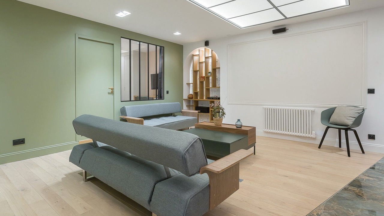 Photo of Livingroom in Carnot - Gailleton