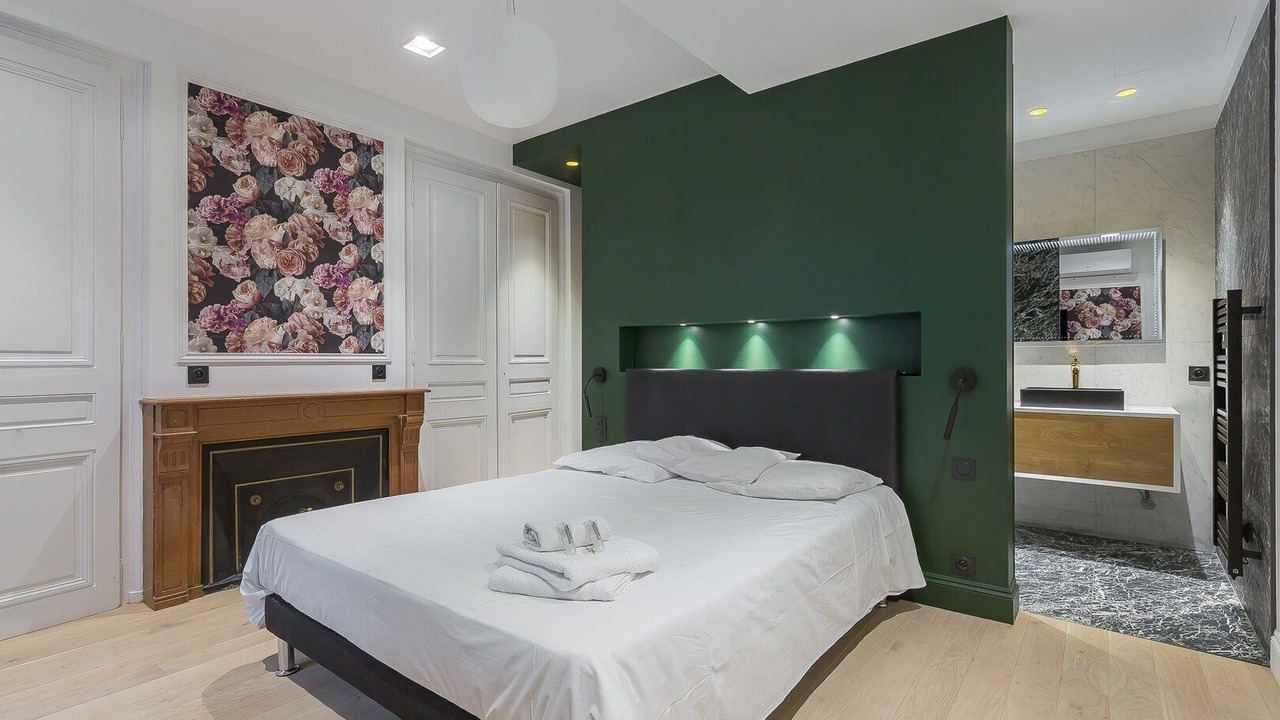 Photo of Bedroom in Carnot - Gailleton