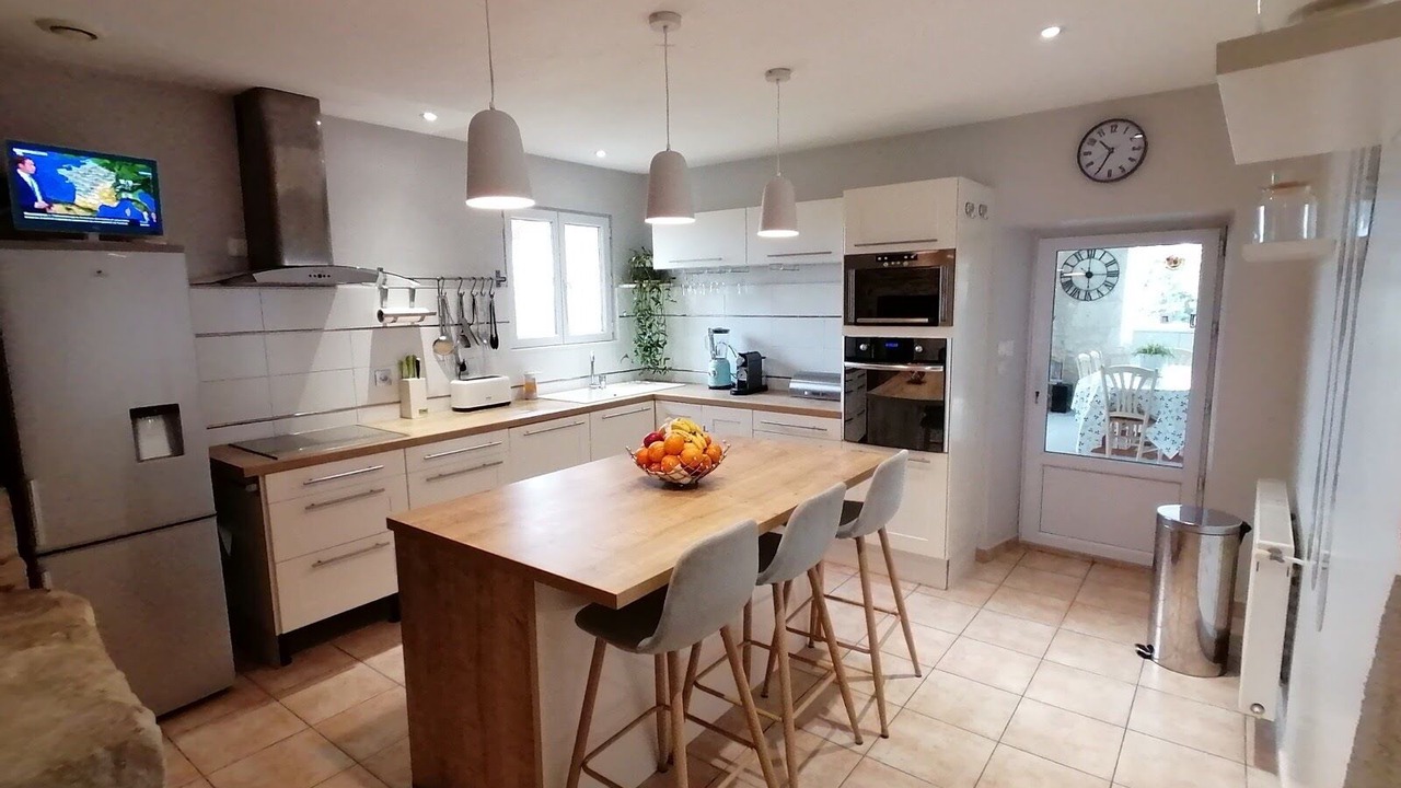 Photo of Kitchen in Saint-Jean-de-Duras