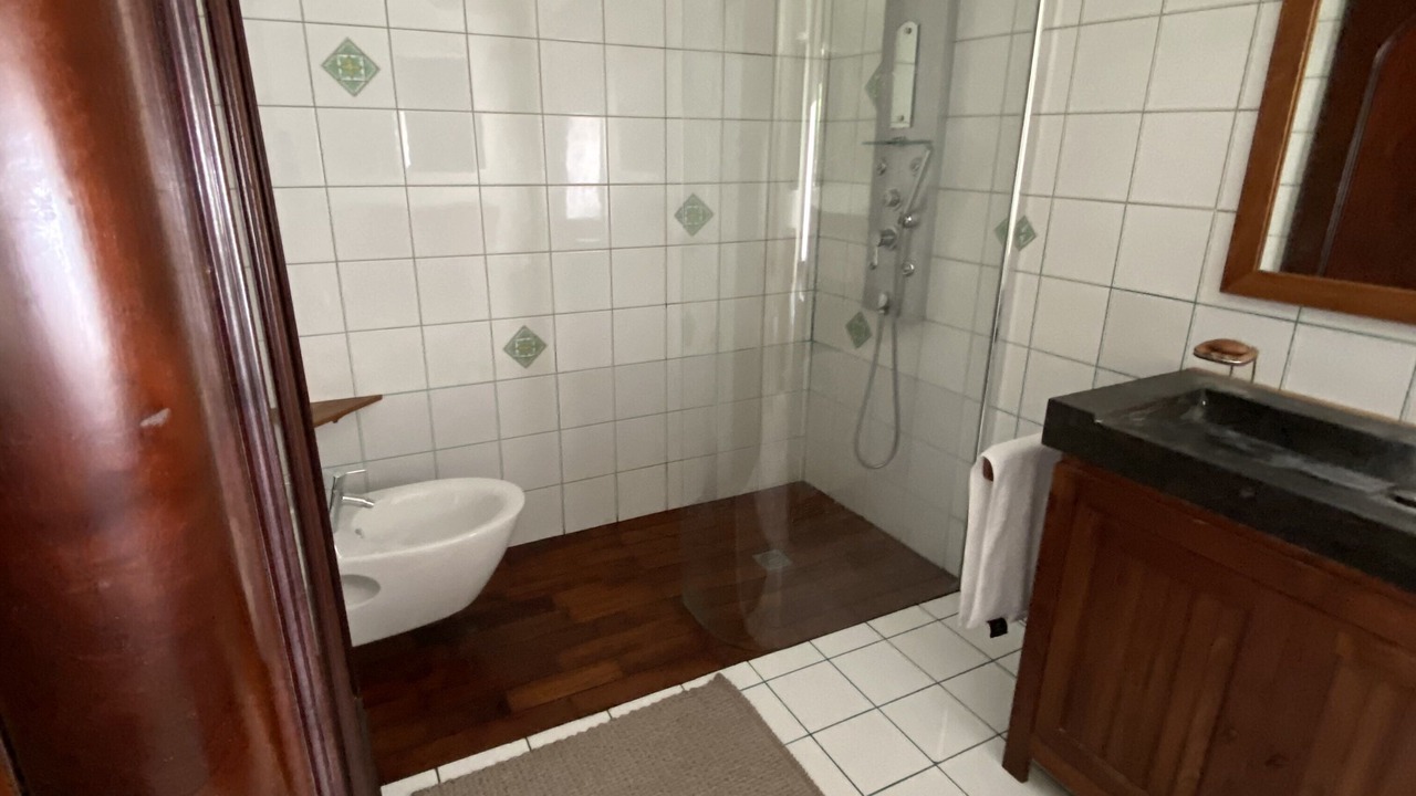 Photo of Bathroom in Savigny-Levescault