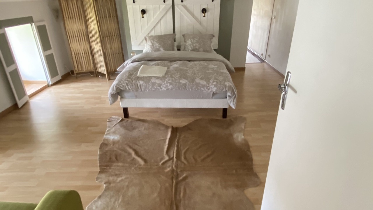 Photo of Bedroom in Savigny-Levescault