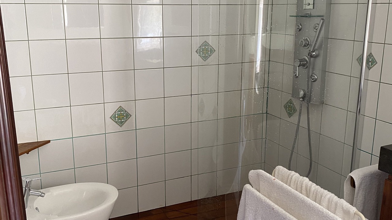 Photo of Bathroom in Savigny-Levescault