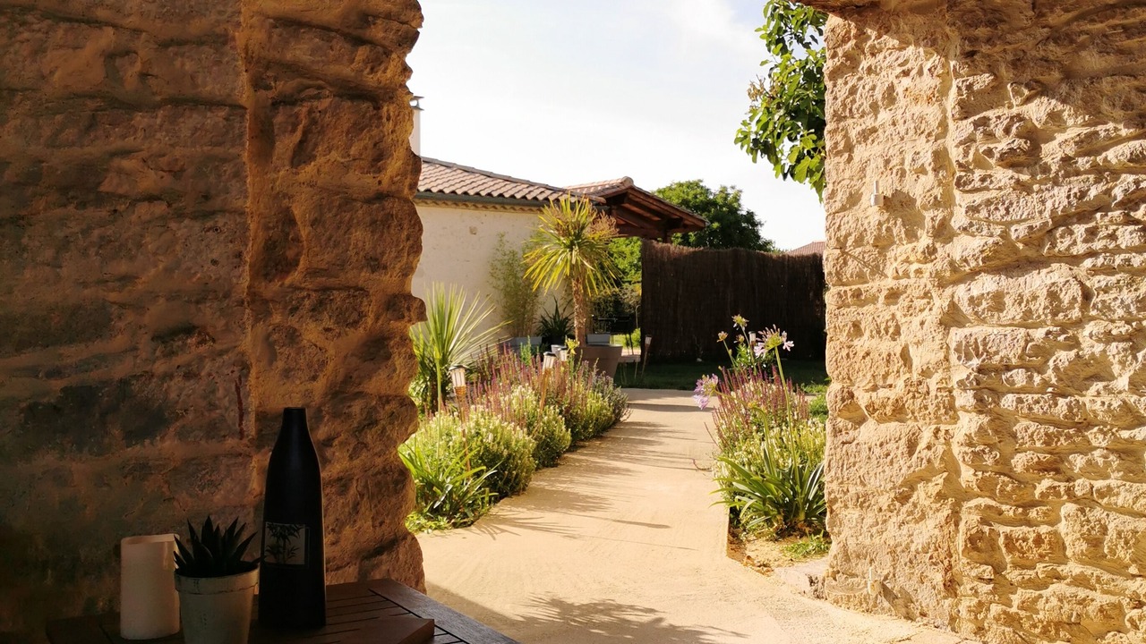 Photo of Patio Balcony in Cartelegue