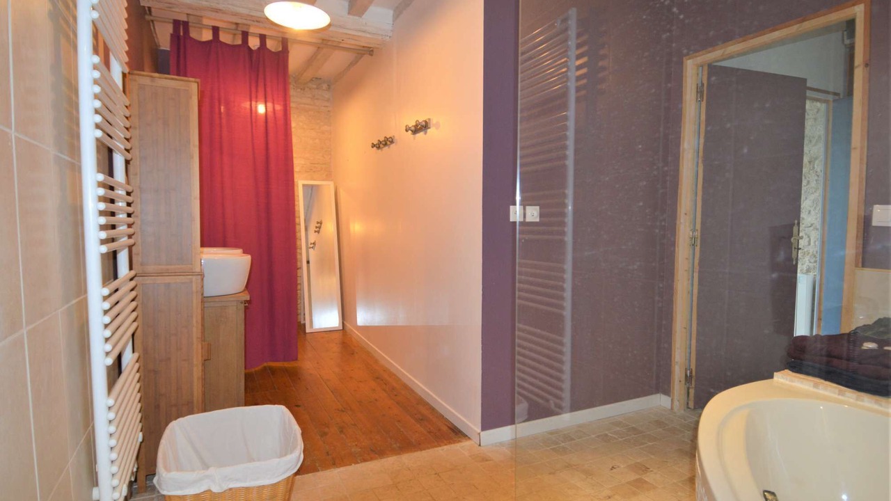 Photo of Bathroom in Luc-sur-Mer