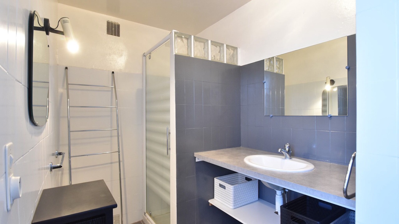 Photo of Bathroom in Montcabrier