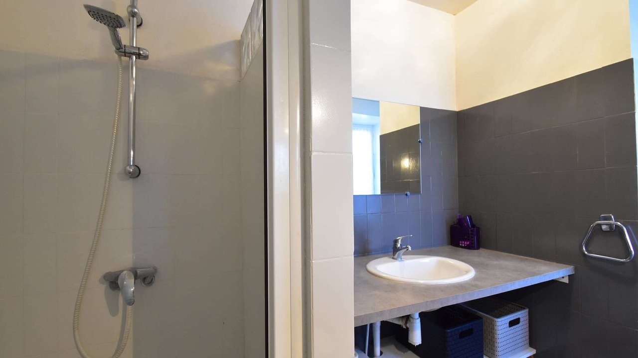 Photo of Bathroom in Montcabrier