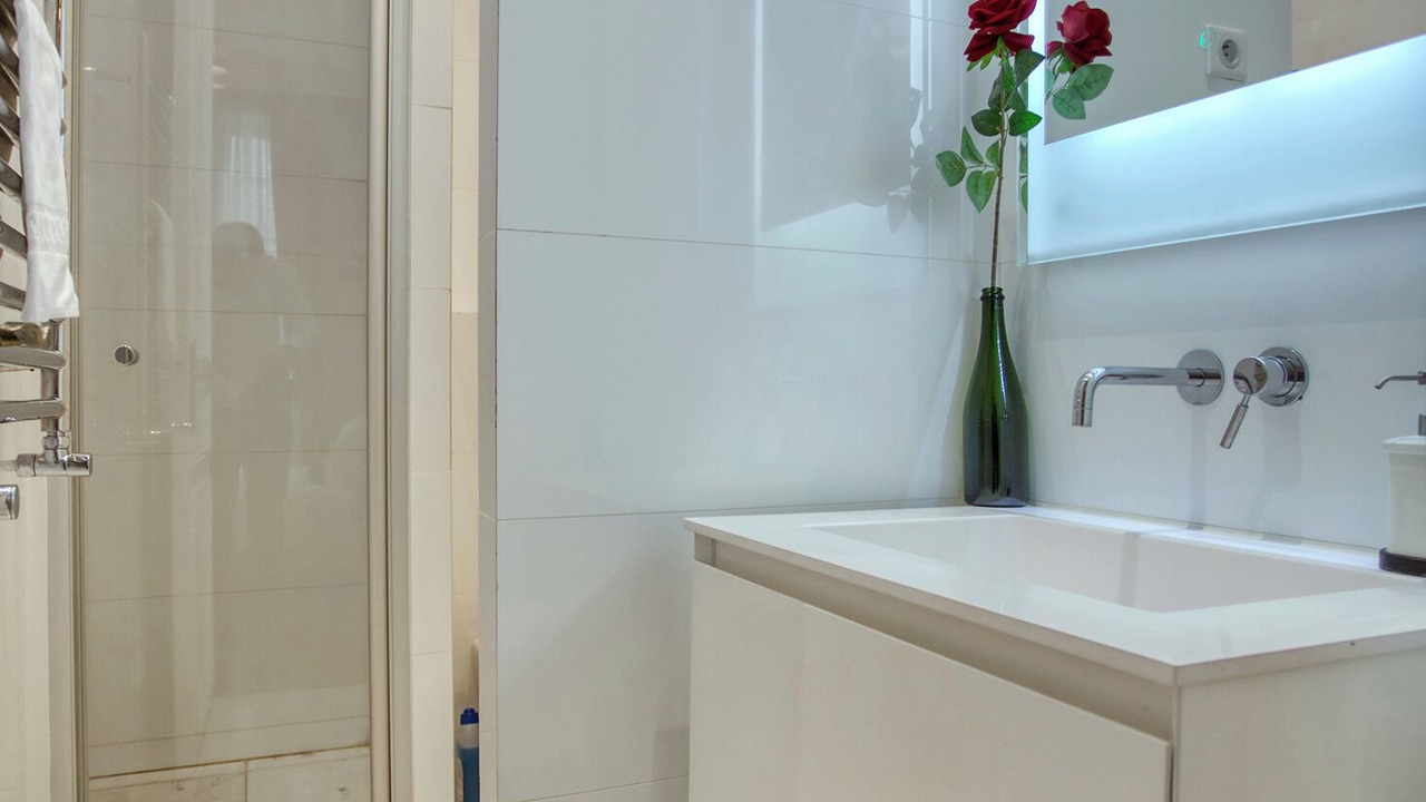 Photo of Bathroom in Faubourg-du-Roule