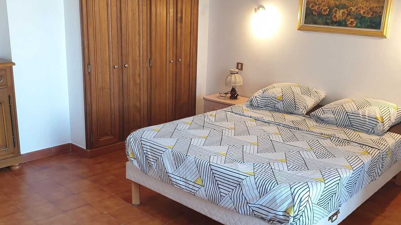 Photo of Bedroom in Pierrevert