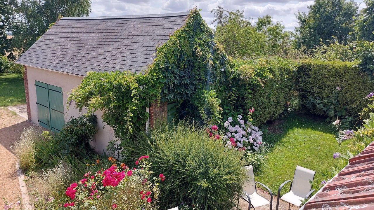 Photo of Patio Balcony in Mezieres-au-Perche