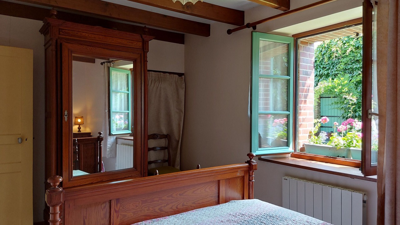 Photo of Bedroom in Mezieres-au-Perche