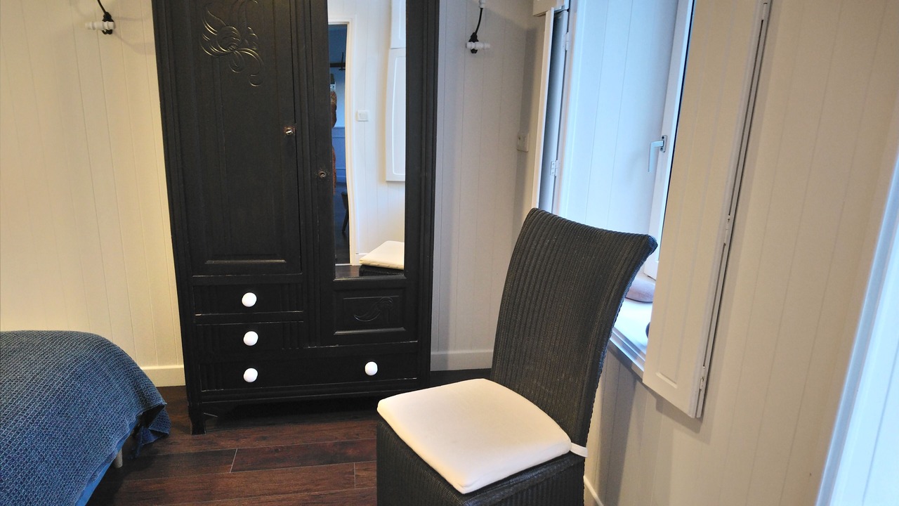 Photo of Bedroom in Portbail