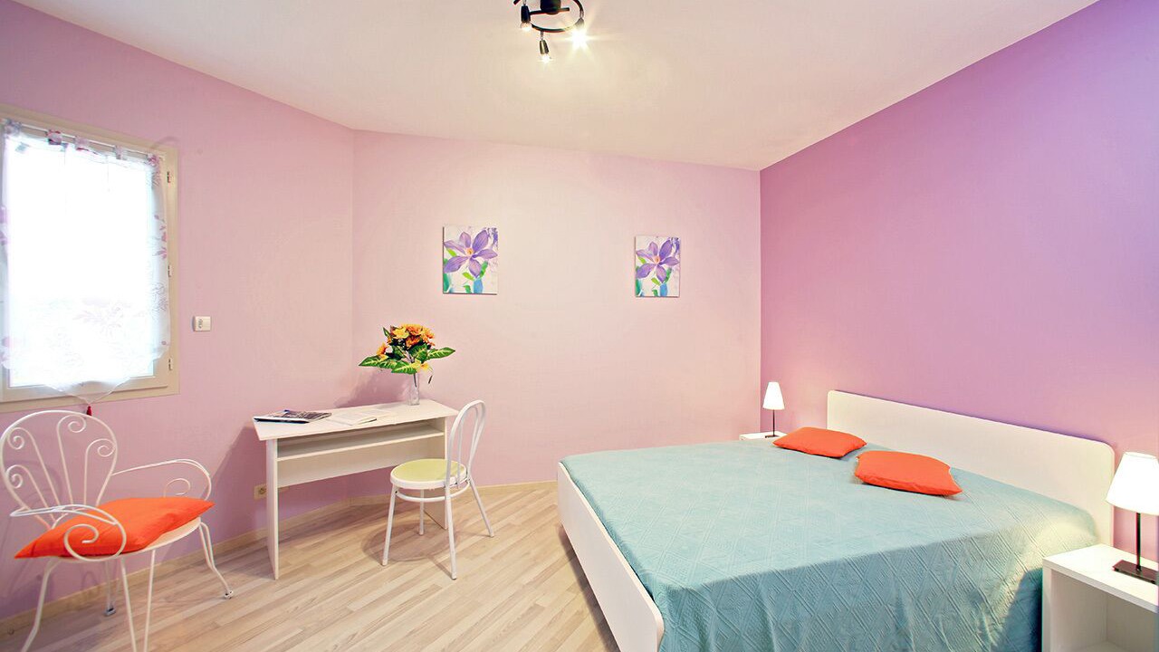 Photo of Bedroom in Doissat