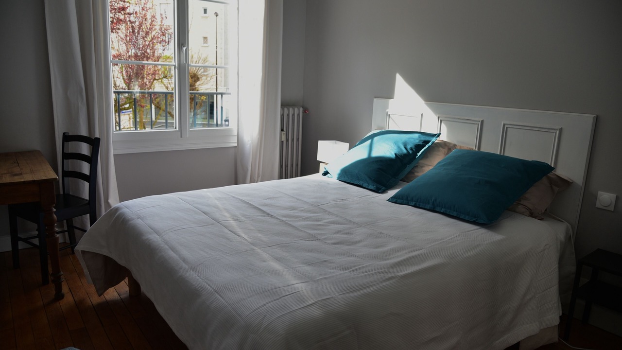 Photo of Bedroom in Caen City Centre