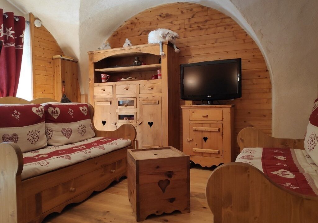 Photo of Bedroom in Praranger