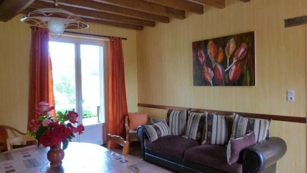 Photo of Livingroom in Saint-Remy-de-Sille