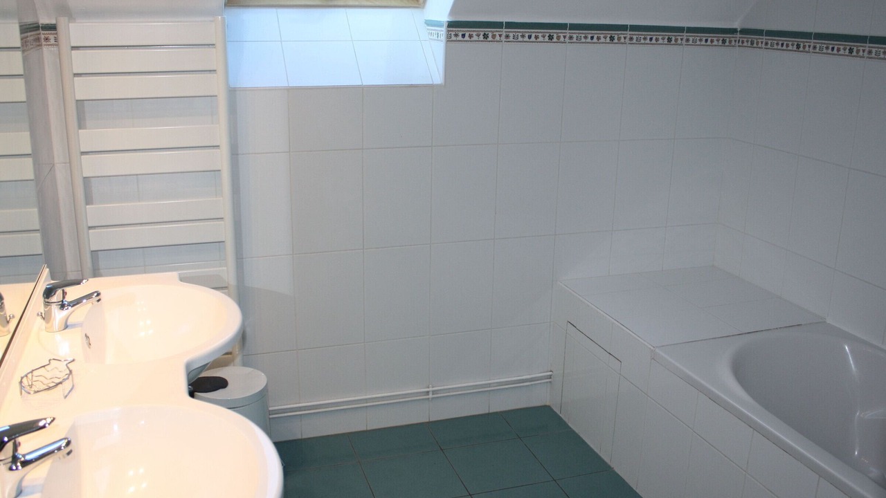 Photo of Bathroom in Saint-Remy-de-Sille