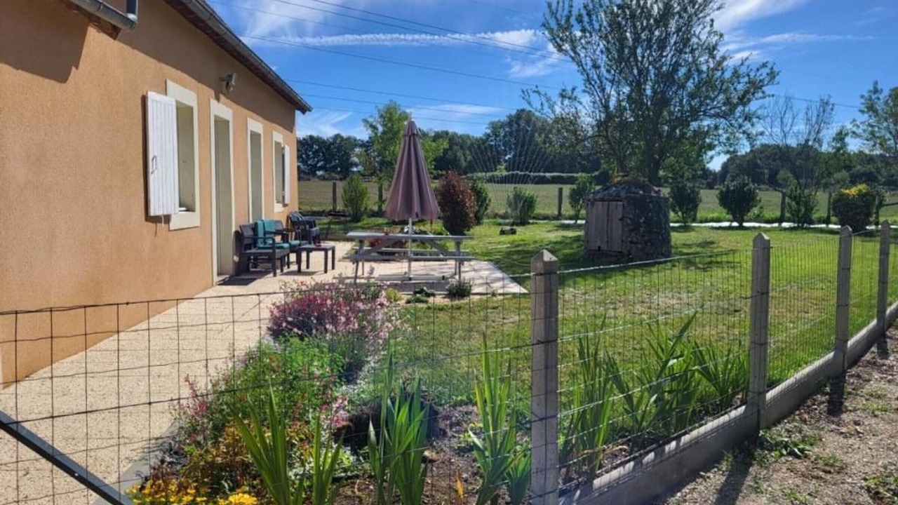 Photo of Patio Balcony in Monce-en-Belin