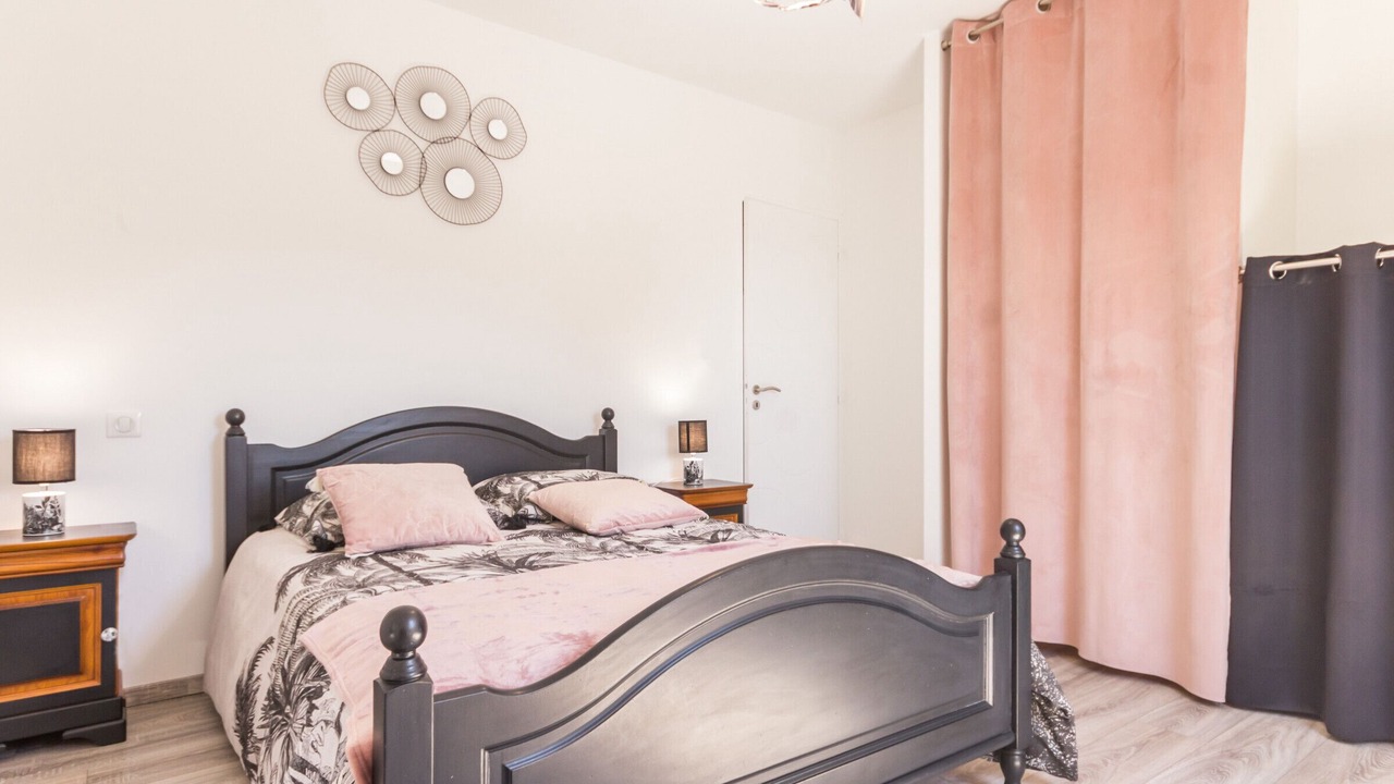 Photo of Bedroom in Asserac