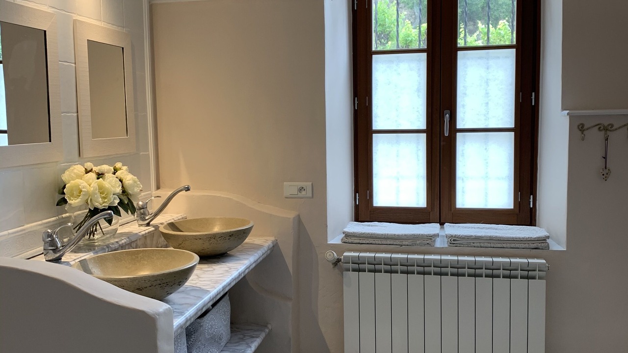 Photo of Bathroom in Quarante