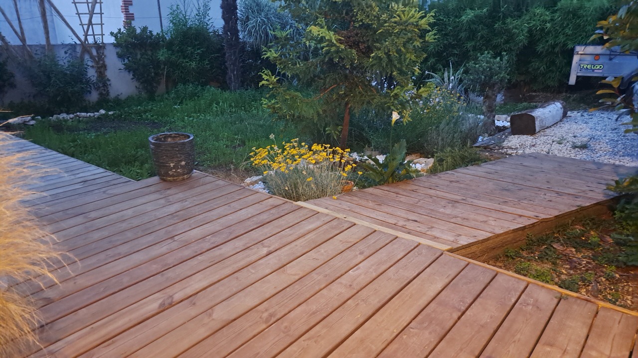 Photo of Outdoor in Angles