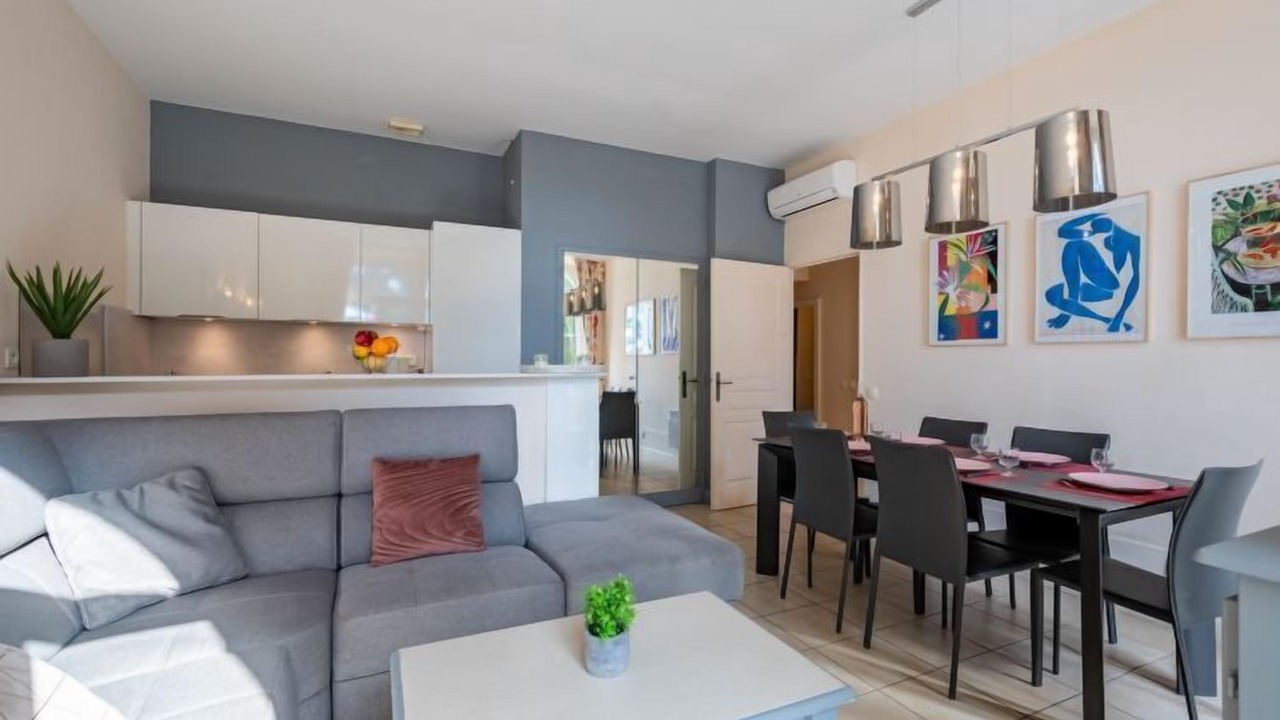 Photo of Livingroom in La Croix des Gardes