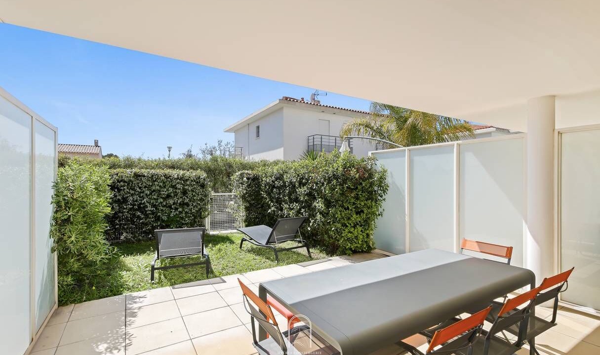 Photo of Outdoor in Carqueiranne