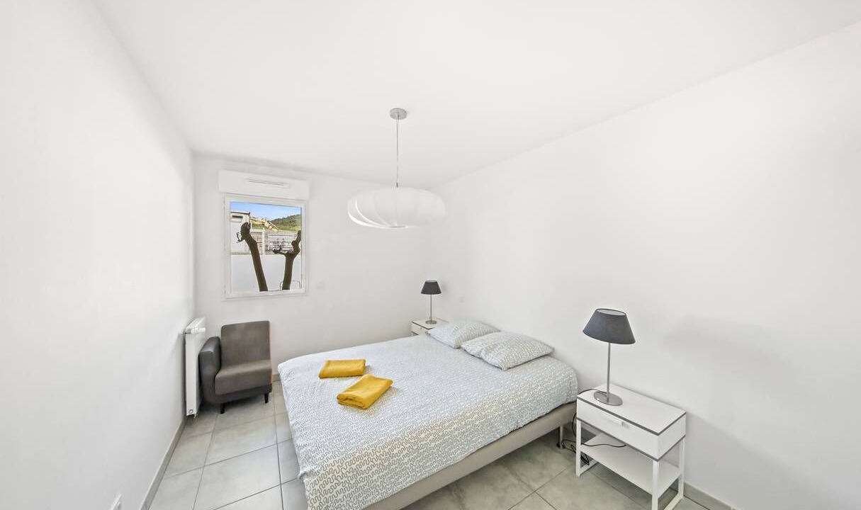 Photo of Bedroom in Carqueiranne