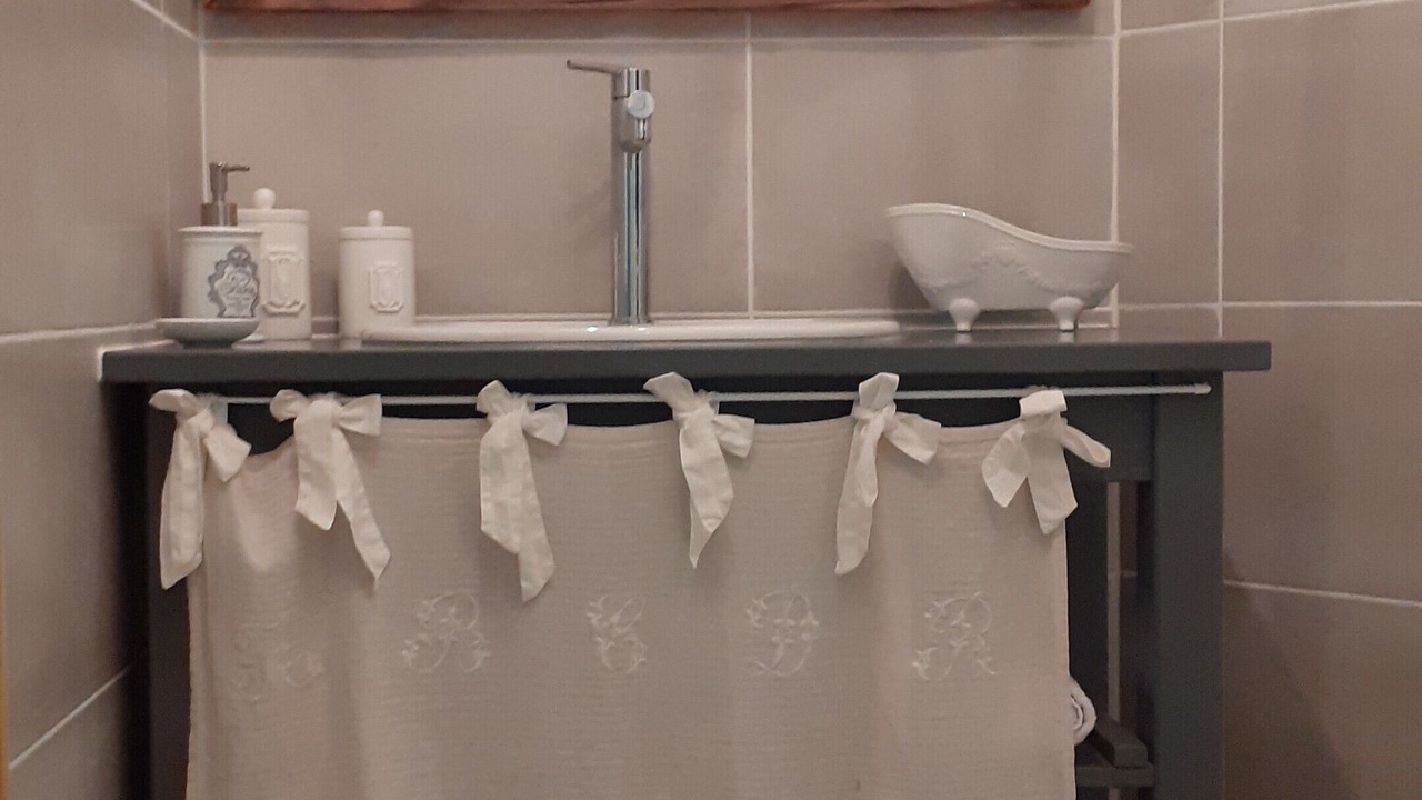 Photo of Bathroom in Mur-de-Barrez