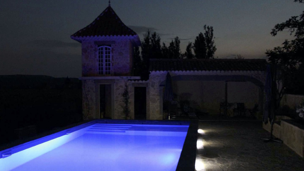 Photo of Outdoor in Sainte-Cecile-les-Vignes